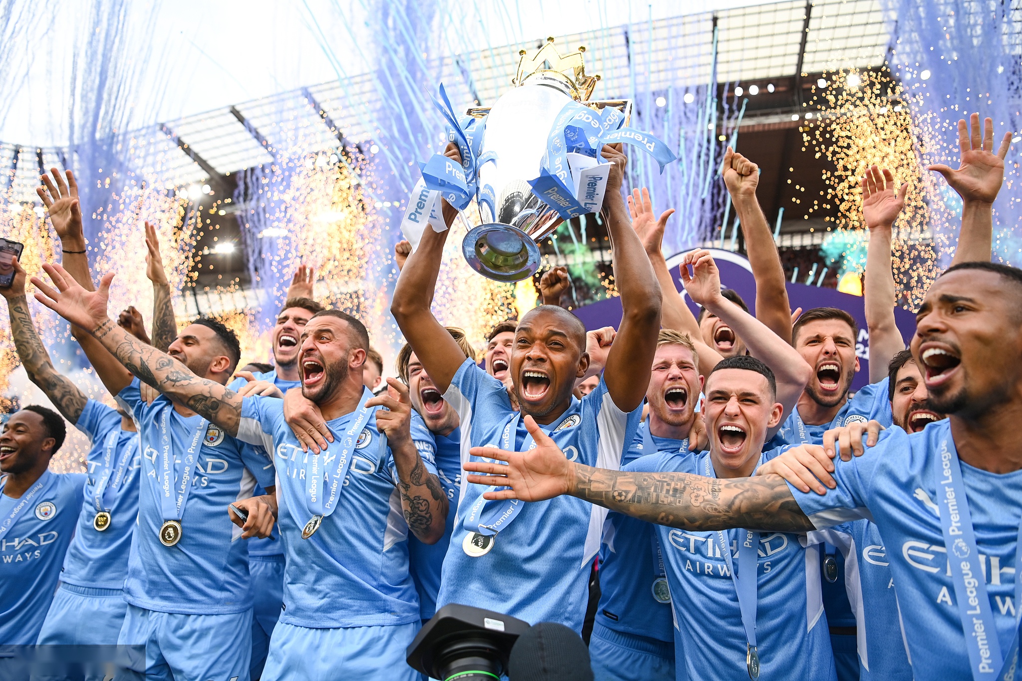 都不能少 都不能少