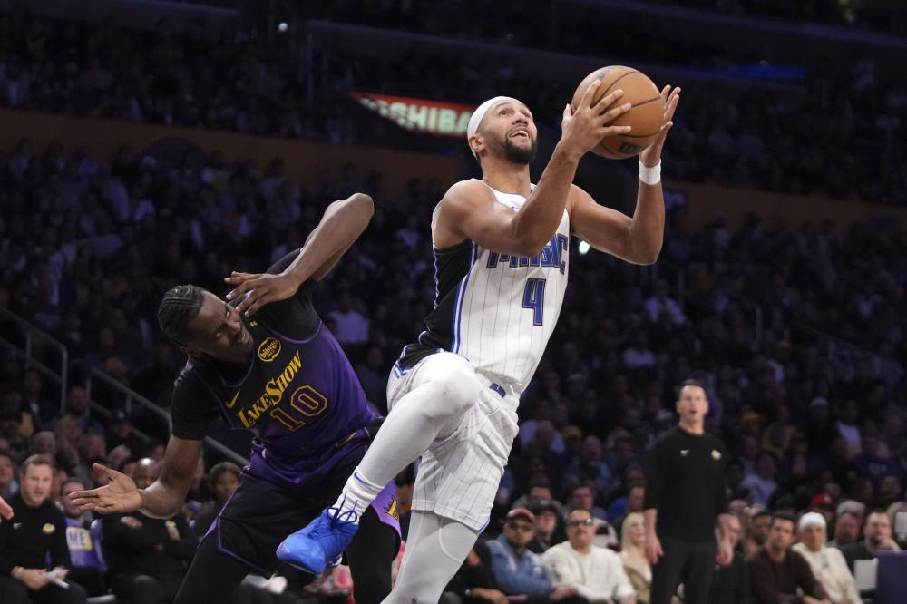 球场上的运 球场上的运